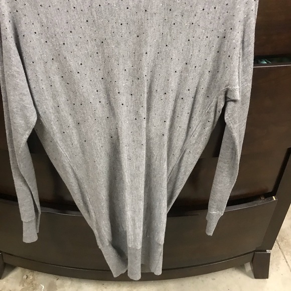 Sweater - Picture 5 of 5